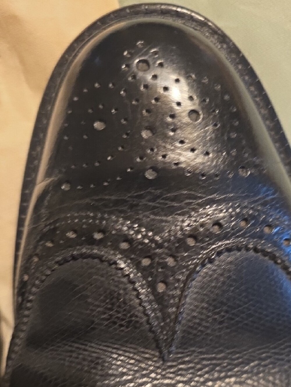 Allen Edmonds Black Leather Wingtip Oxfords - Picture 4 of 7